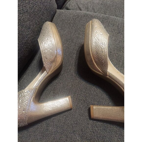 Andiamo Gold Rose High Heels Pumps Prom Wedding Homecoming Shoes Size 8.5 Heels - Picture 7 of 8